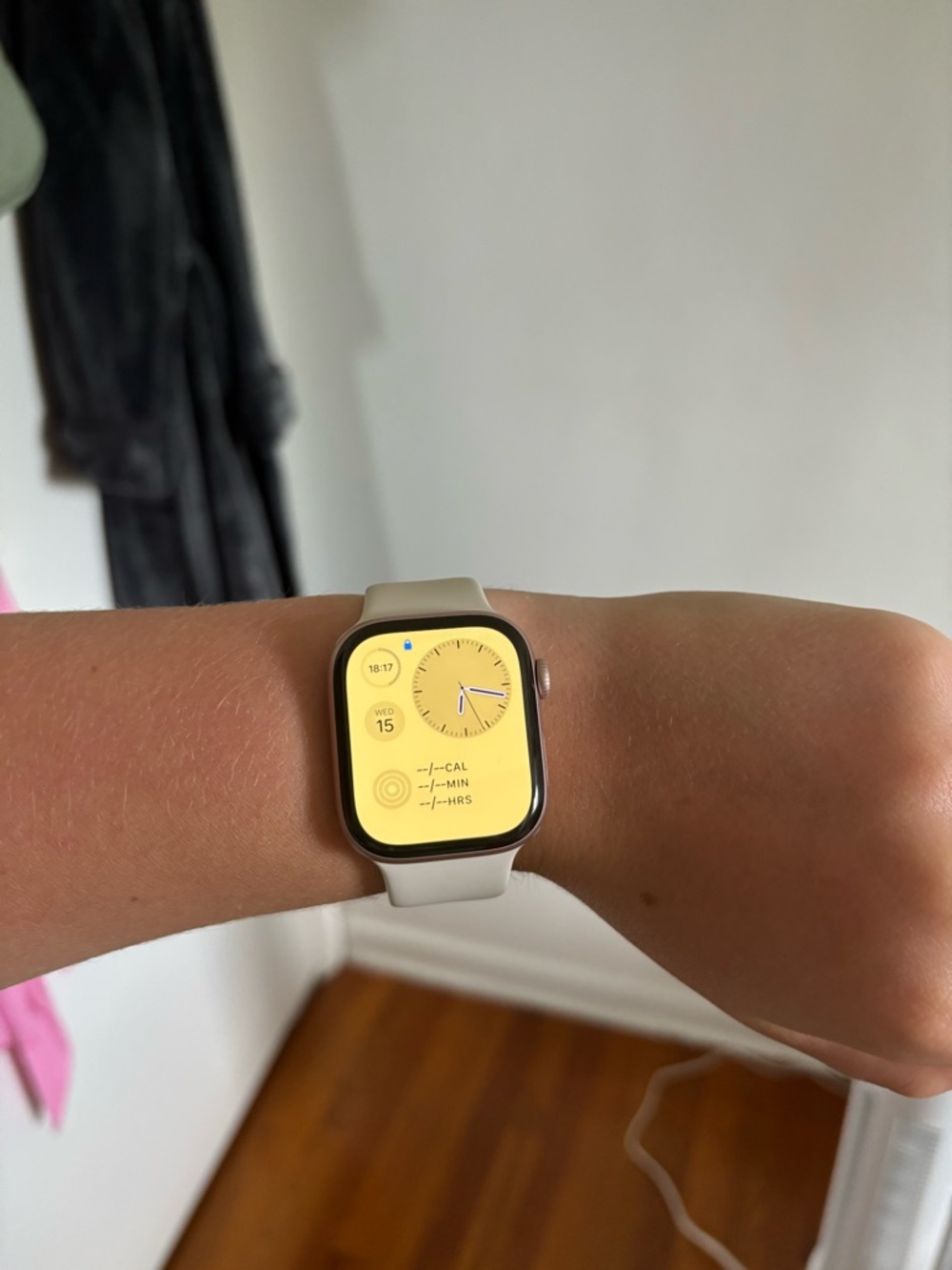 Series 11 Apple Watch - 42 mm